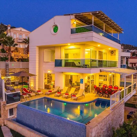 Villa Everes فيلة *